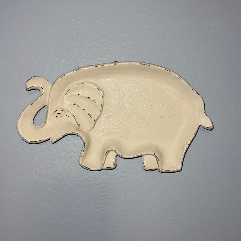 2/$12 Weighted off white elephant wall or shelf decor
